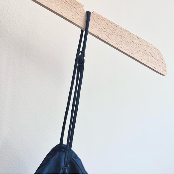 🎄Frame Denim Silk Cami - Picture 7 of 7